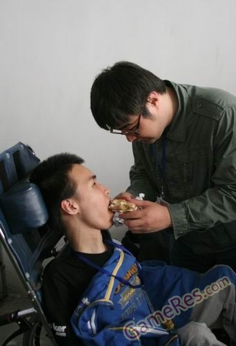 ff0513b02s.jpg
