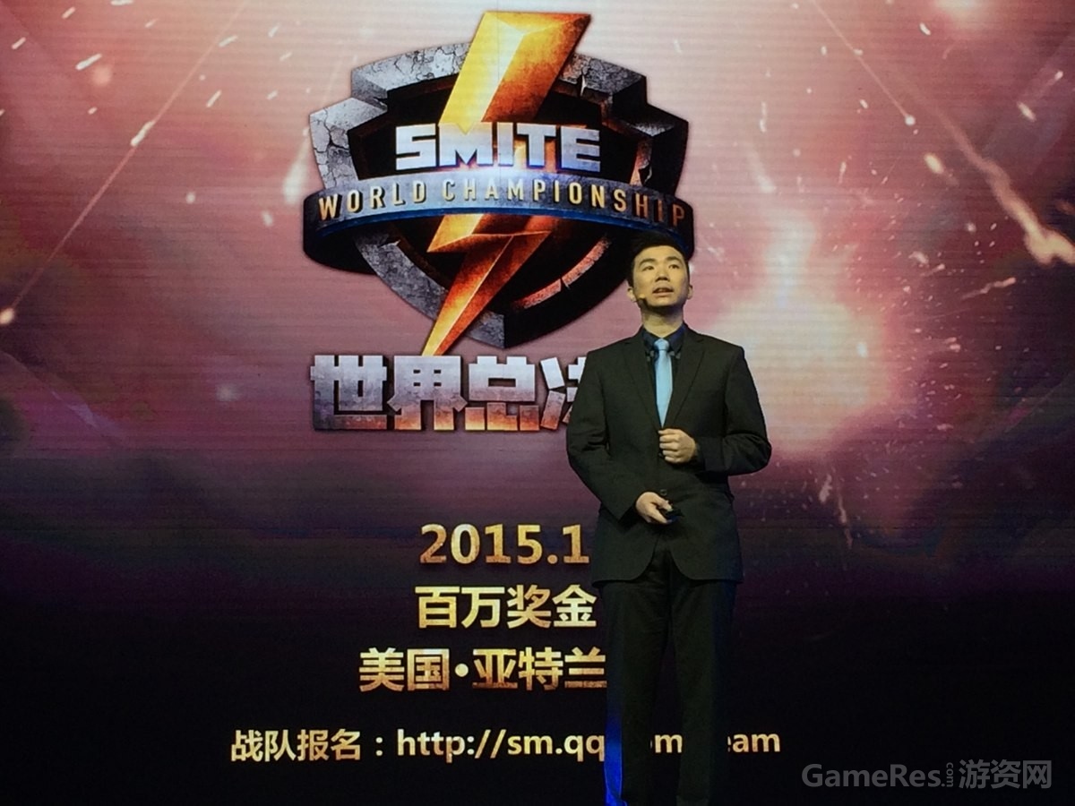 图4：波比在SMITE发布会现场发言.jpg
