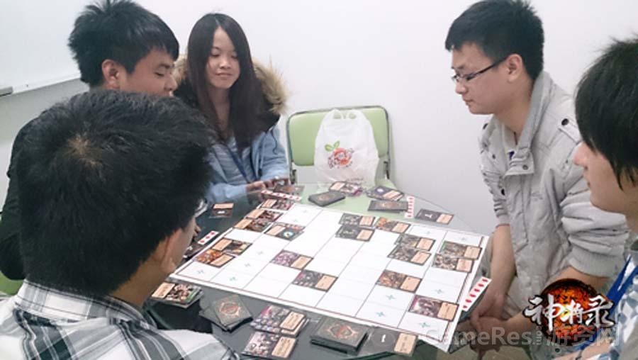 图4多人实体对战.jpg