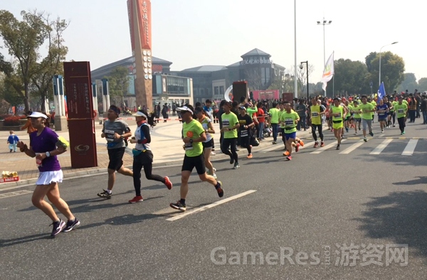 图2 生命在于奔跑.jpg