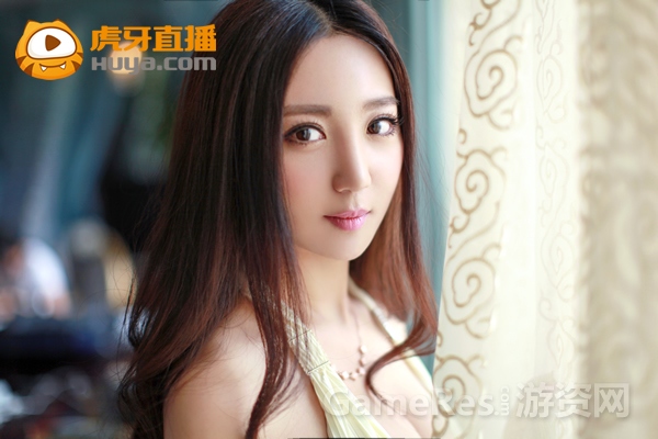 图4 虎牙直播美女主播.jpg