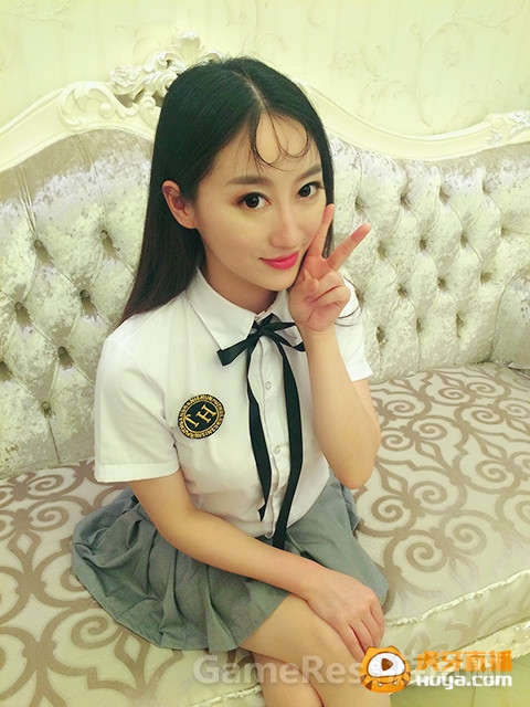 图4 校花主播的心形刘海.jpg
