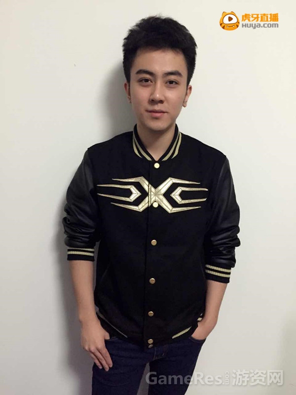 图2 陈赫虎牙直播助阵大神Colin.jpg