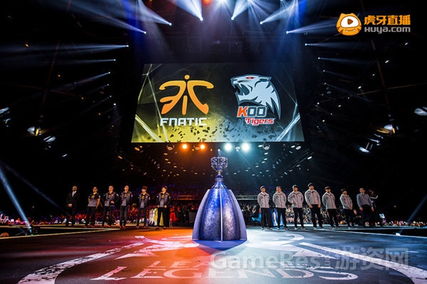 图1 虎牙直播战队KOO VS Fnatic.jpg