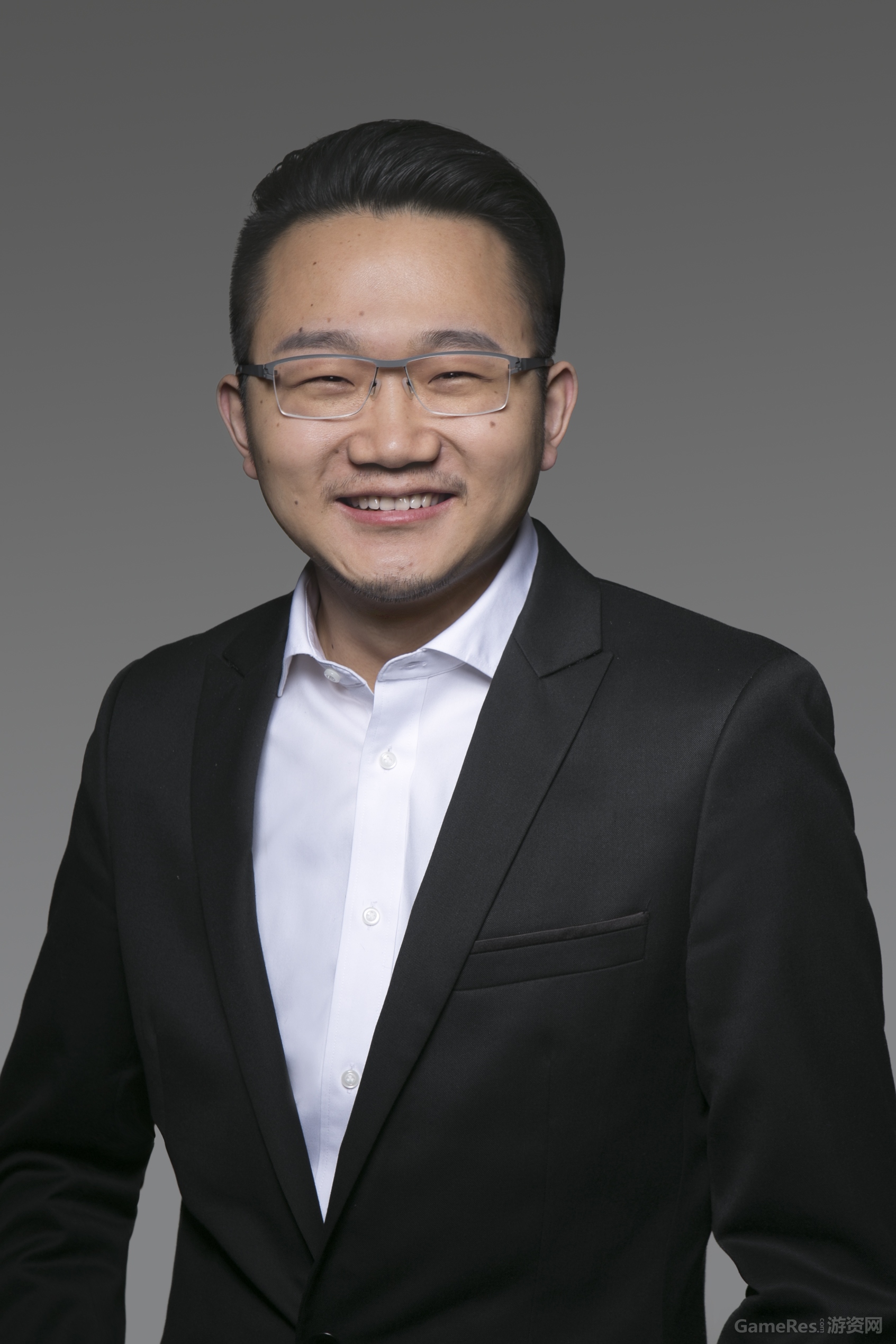 龙渊网络-李龙飞.jpg