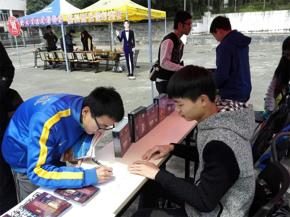 图4.jpg