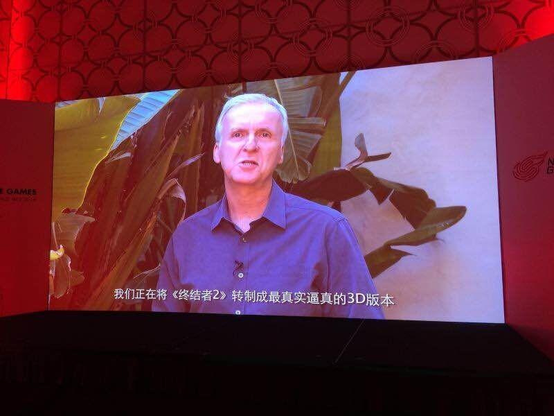 图三：詹姆斯•卡梅隆介绍《终结者2》3D版.jpg
