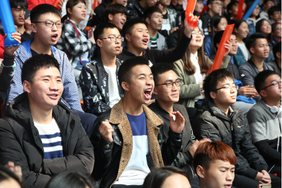 六千学生到场观战贵安电竞嘉年华1645.png