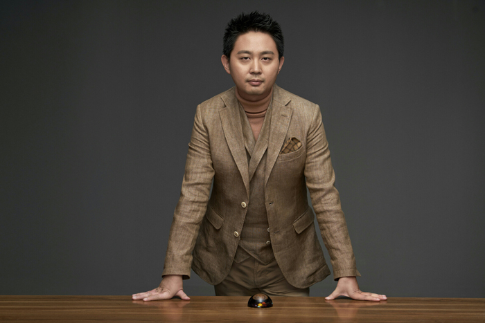 公关副总监 万李勇.jpg
