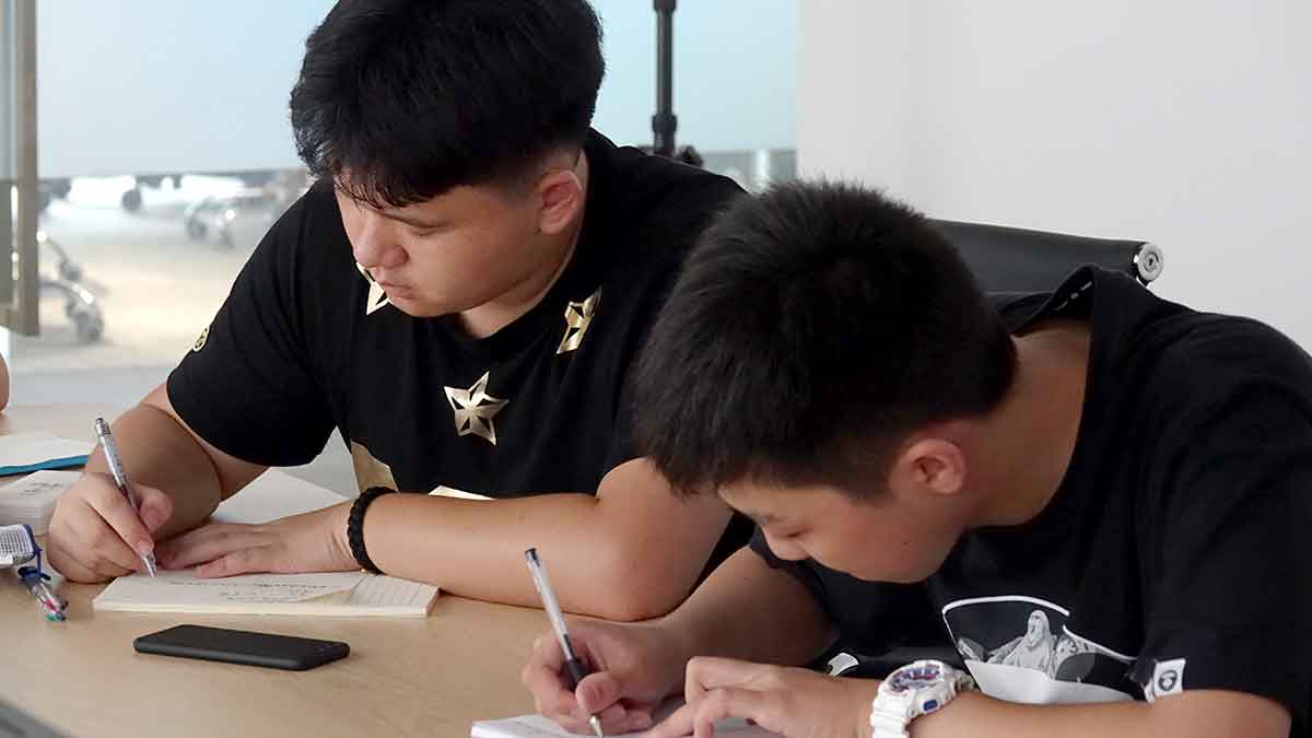 图1：恒一文化电竞艺考培训班学生.jpg
