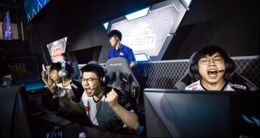 从反向Q到PCPI冠军，真正的电竞传奇，中国PUBG的标杆！(1)1848.png