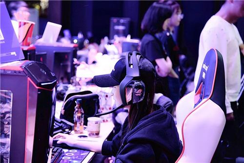 7114912_10.jpg