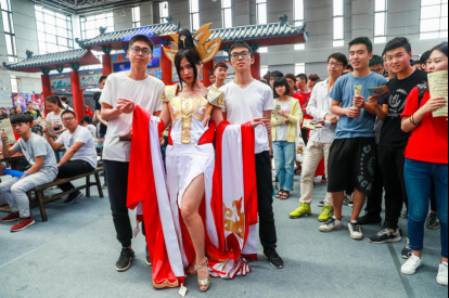 穿越时空的对战，王者荣耀高校联赛带你走进盛世长安-0610 1813.png