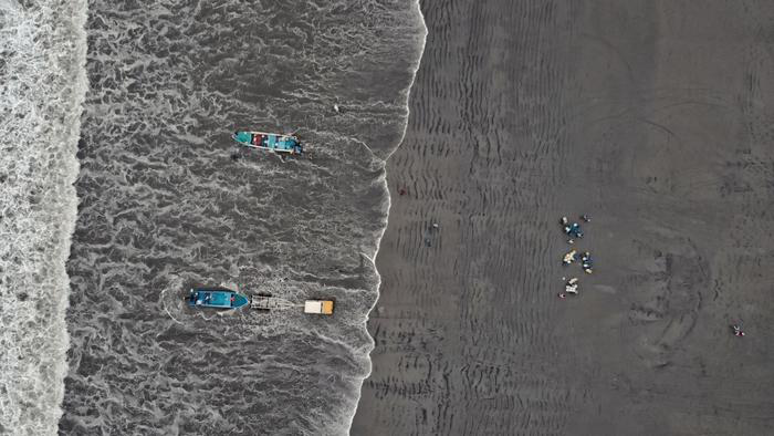 如果沿海岸线朝另一个方向走319.png
