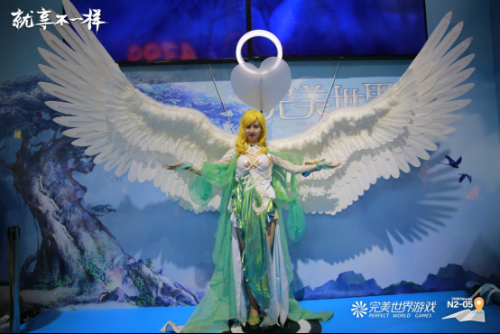 2018CJ完美世界电竞日 展台盛况空前425.png