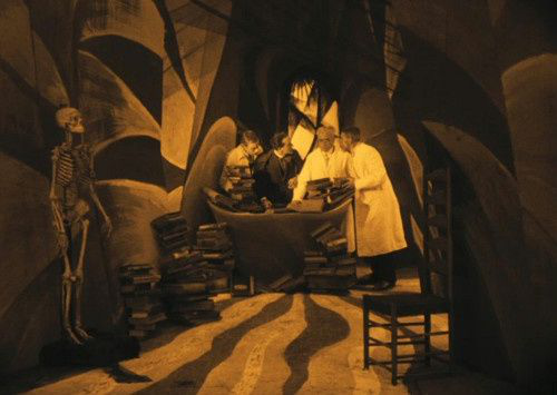色彩在游戏和影视作品中1968.png
