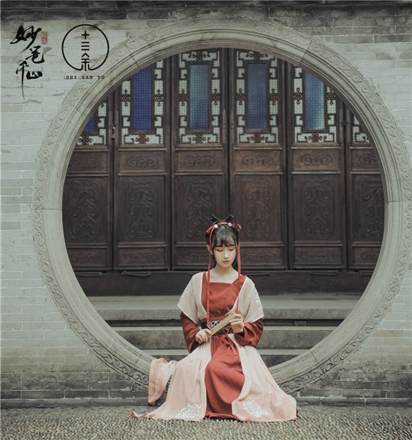 图6：联名款汉服——女魃.jpg