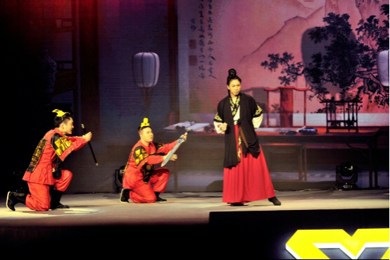 （图9：多益网络19年年会节目：《神武3》舞台剧《三世桥》）.png