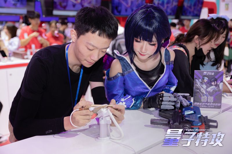 （图8）零子小姐姐陪伴下，开心试玩.jpg