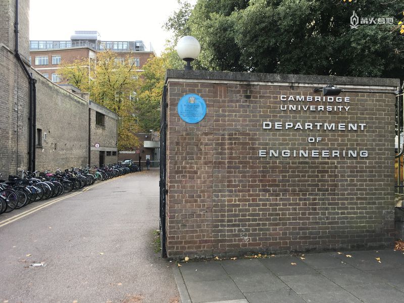 03.jpg