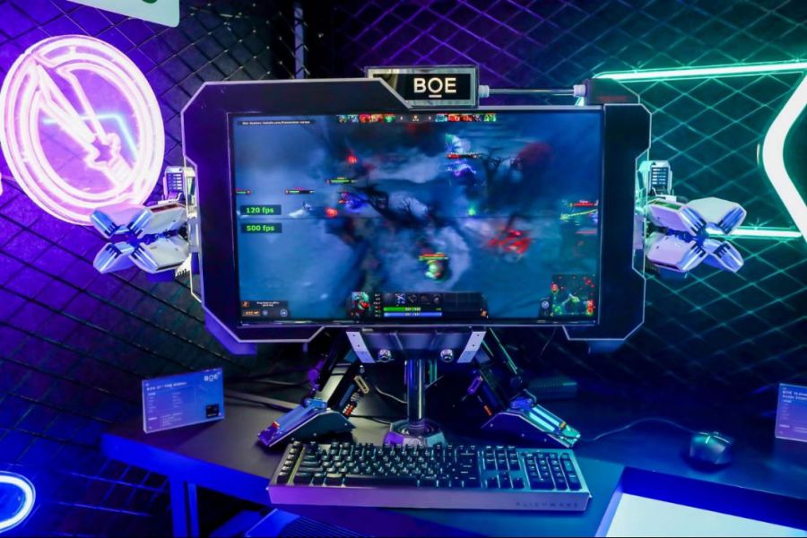 新闻稿：BOE（京东方）行业首款沉浸式电竞体验舱空降北京 发布“Best of Esports”策.jpg